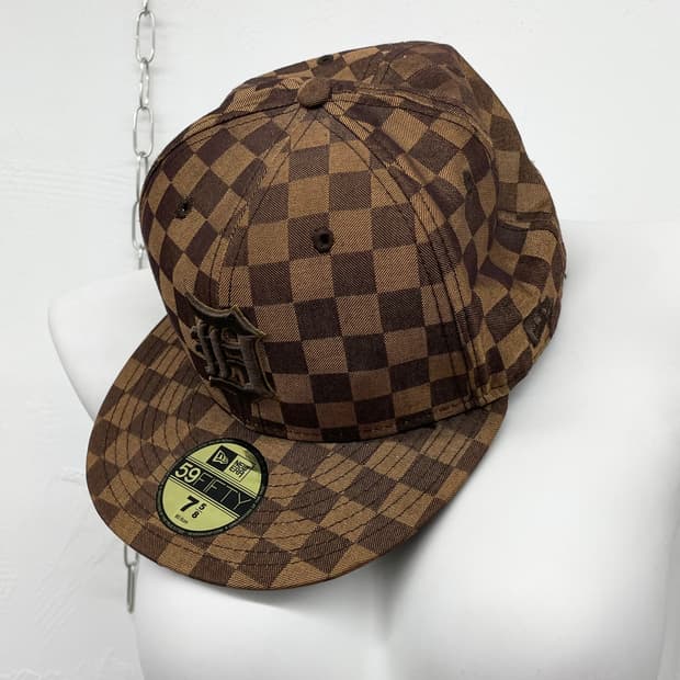 뉴에라 59 fifty LA 체커보드 모노그램 