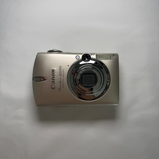 캐논 IXY 700 / IXUS 750 / SD 550 (익시, 익서스)