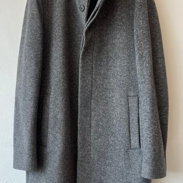 솔리드옴므 남성 그레이 울캐시미어 싱글하프코트

