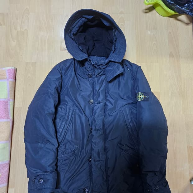 정품) 스톤아일랜드 마이크로랩스 다운 패딩 L사이즈