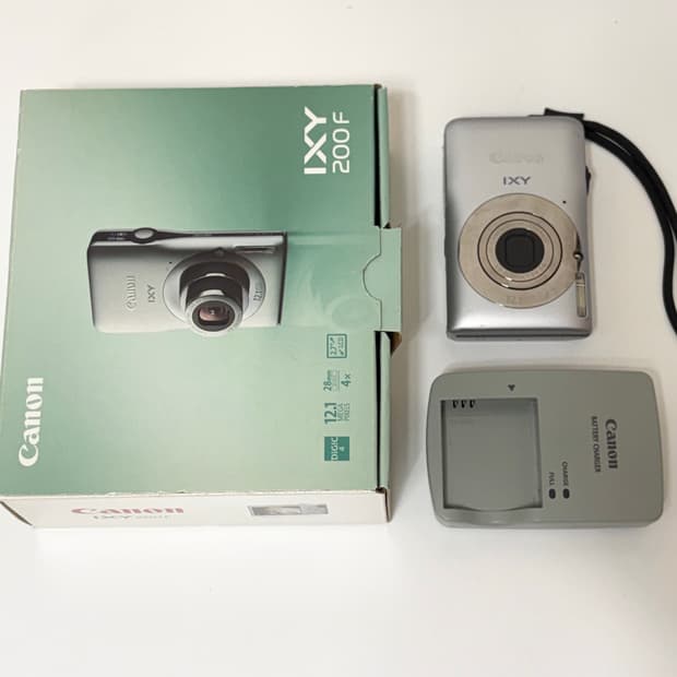 캐논 익시 ixy 200f (=ixus105)