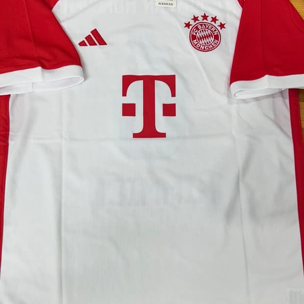 23-24 뮌헨 홈 키미히 유니폼 XL