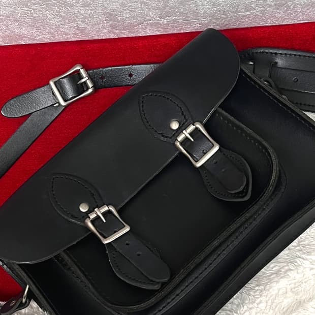 The leather satchel bag uk jk 가죽백