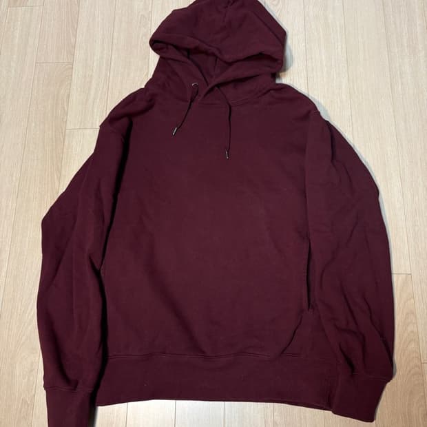 유니클로 U 르메르 버건디 후드티