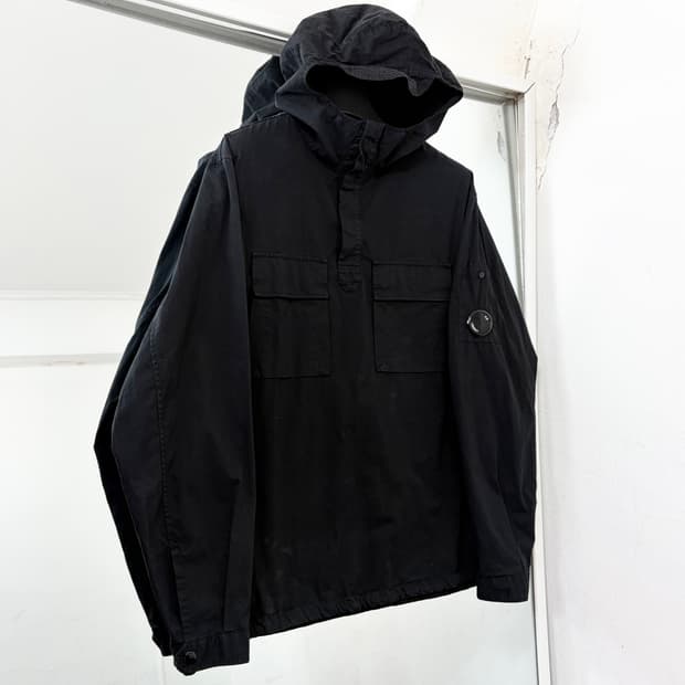 CP 컴퍼니 코튼 후드 렌즈 아노락 자켓