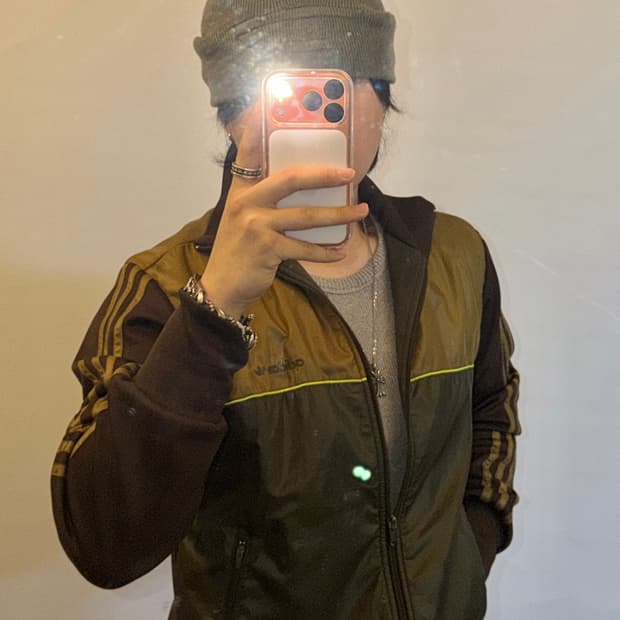 아디다스 y2k 초코브라운 저지