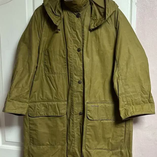 바버 헤리티지 드라이왁스 후드 코트(여성용) S사이즈