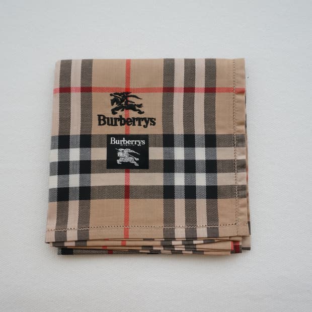 버버리 노바체크 손수건