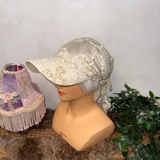 Ivory floral lace ball cap 