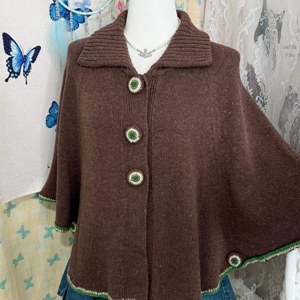 브라운 & 그린 초코나무숲 케이프 니트