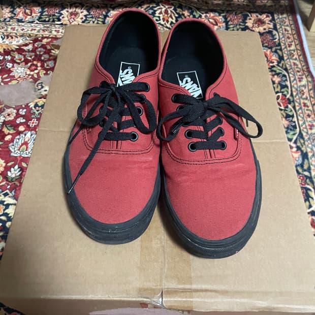 반스 어센틱 레드블렉 270