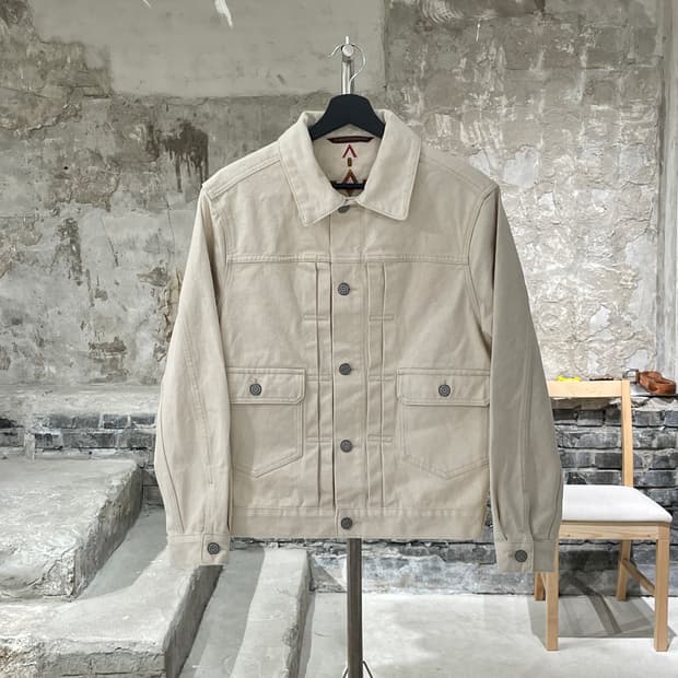 메이든 크림 레트로 타입 데님 자켓