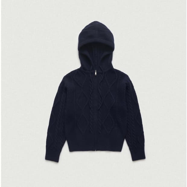 더바넷 케이블 니트후드집업 네이비색상