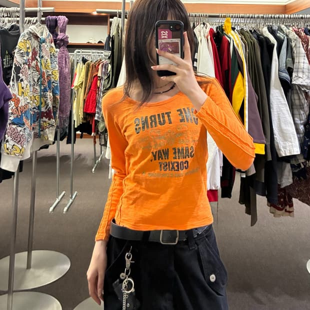 M)Japanese vintage y2k 글리터 레터링 롱슬리브