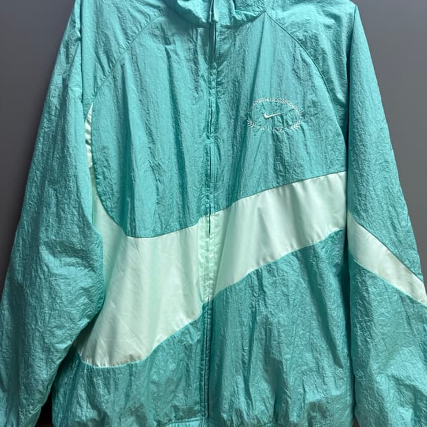 나이키 바람막이