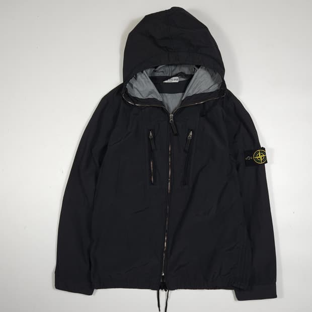 스톤아일랜드 와펜 바람막이 