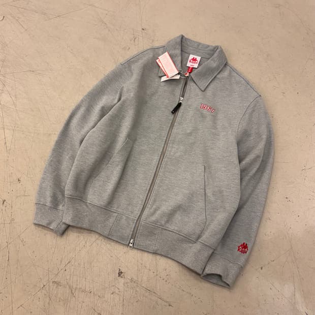 카파 1967 로고 그레이 스웻 집업