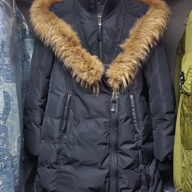 맥케이지 롱패딩(상태좋음)