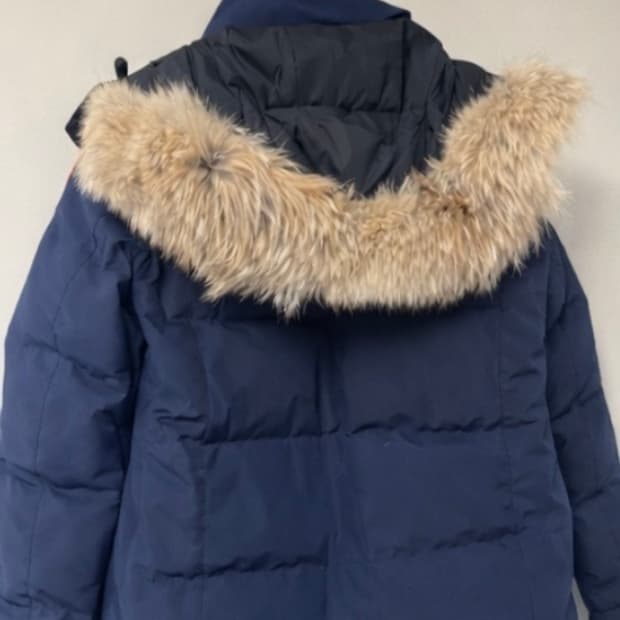 캐나다구스 패딩