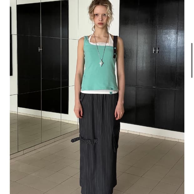 헤레틱 BUTTON CUT-OFF SLEEVELESS / mint
