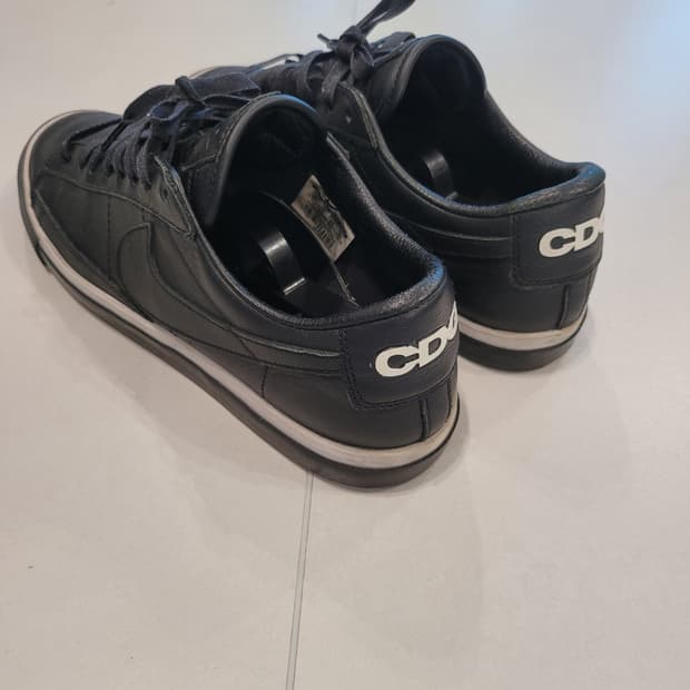 280 단순한 블랙 그 이상, 꼼데가르송이 재해석한 나이키의 유산