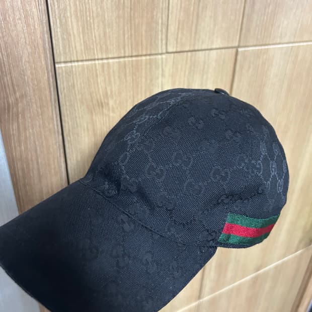 구찌 GG 패턴 볼캡 블랙
