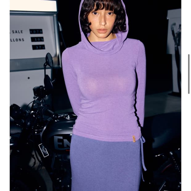 지지비샤 touch hoodie top