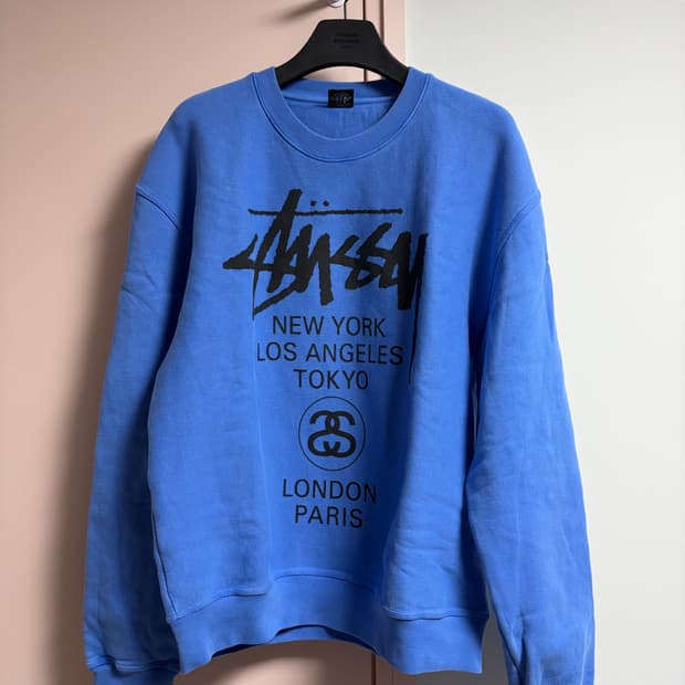 스투시 월드투어 맨투맨