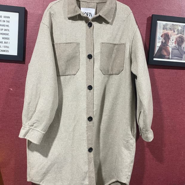 ZARA 셔츠형 코트 M사이즈