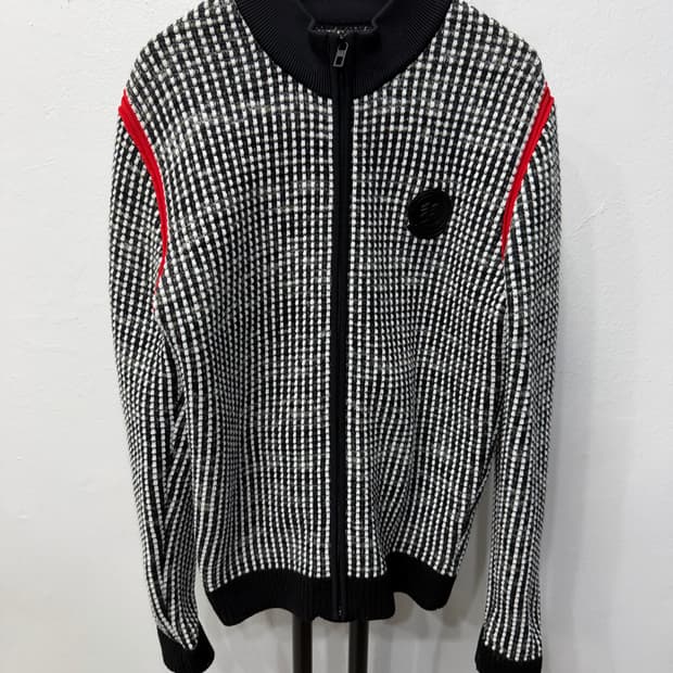 정품) 코오롱 여성 체크 패턴 니트 집업 자켓 95