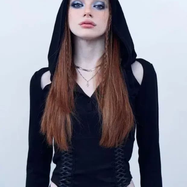 힐다 코르셋 후디 티 블랙