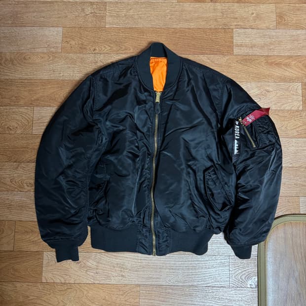 알파인더스트리 Ma-1 (xl사이즈)