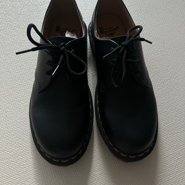 닥터마틴 1461 스무스 블랙 280 (UK9)