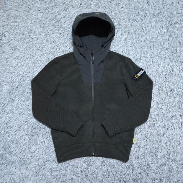 내셔널지오그래픽) M 남자 카키 후드집업 니트집업 / 왕눈이샵