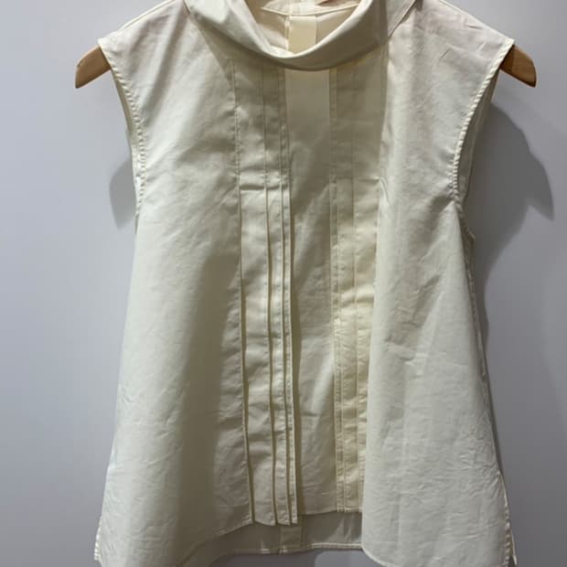 유니클로 x 마르니 플리츠 블라우스