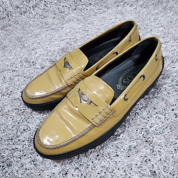 토즈 페이턴트 로퍼 단화 37.5