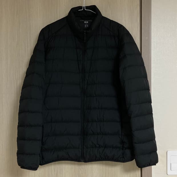 유니클로 경량패딩 105(XL) 판매