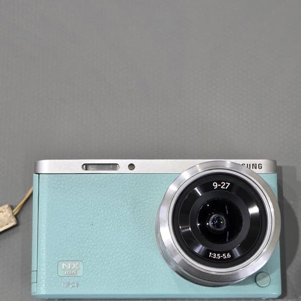 *희귀카메라* 삼성 NX mini + 9-27mm 렌즈