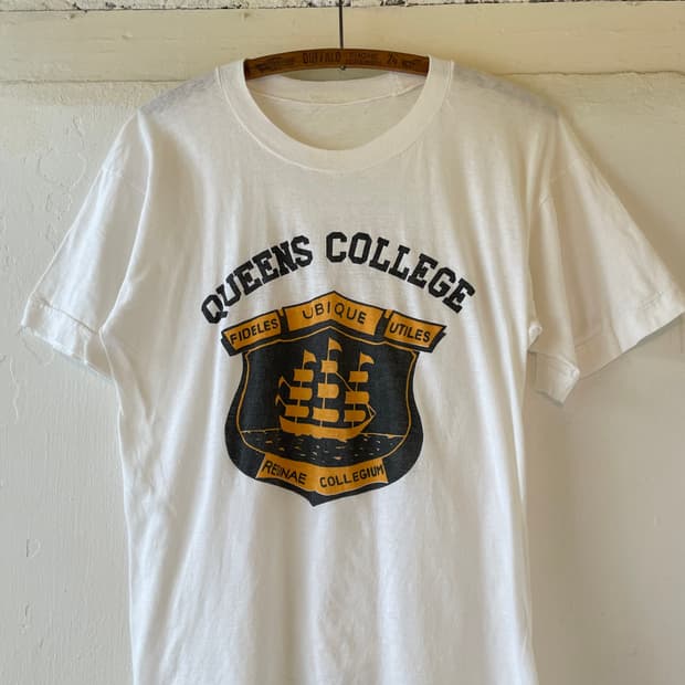 1980-90's Vintage Queens College T-shirt