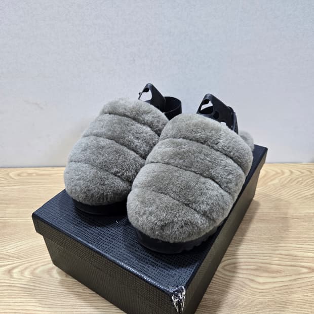240 어그 UGG 슈퍼 플러프 퍼슬리퍼 그레이