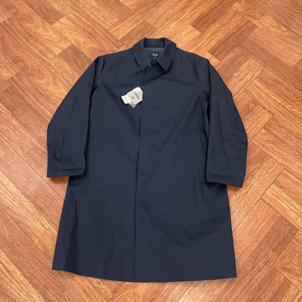 유니클로 방수 싱글브레스트 코트