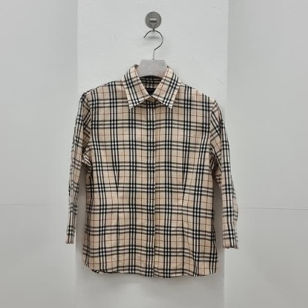 BURBERRY 버버리