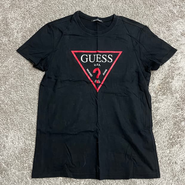 새상품 [GUESS] 게스 여성 반팔 블랙 M