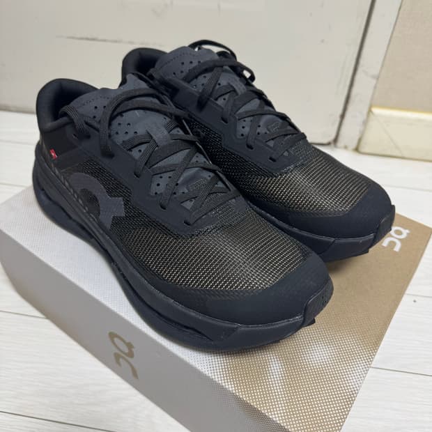 온러닝 클라우드울트라3 블랙 275