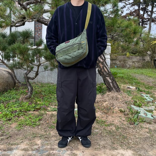 BRIEFING Moon Crossback