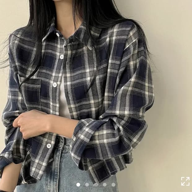 체크 크롭 셔츠 네이비 곤색