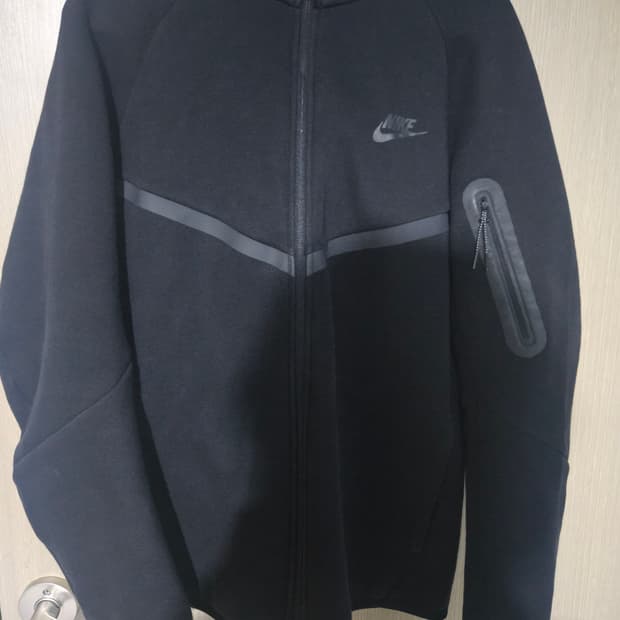 나이키 테크팩 검정 L