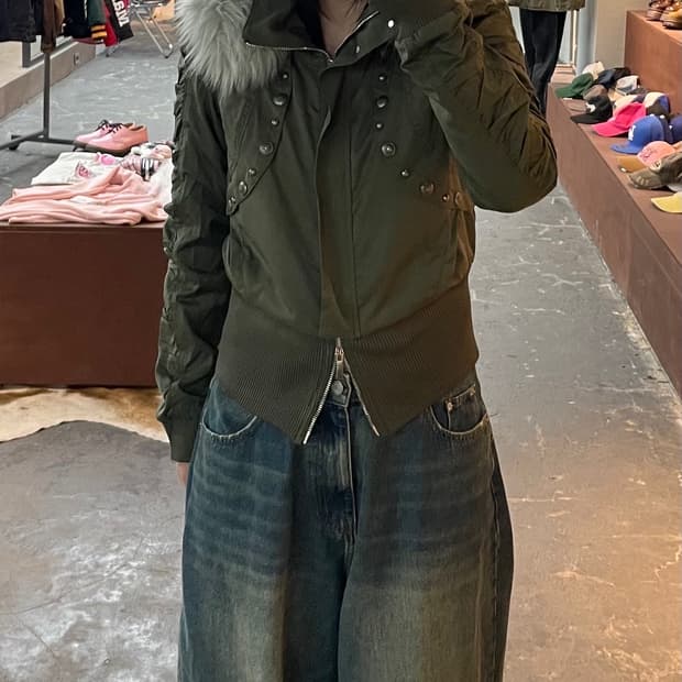 더블펀치 하이넥 퍼 후드 셔링 숏 점퍼 H1799