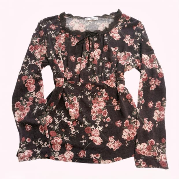 Rosa Cherry 로사체리 장미 패턴 브라운 레이스 포인트 긴팔 티