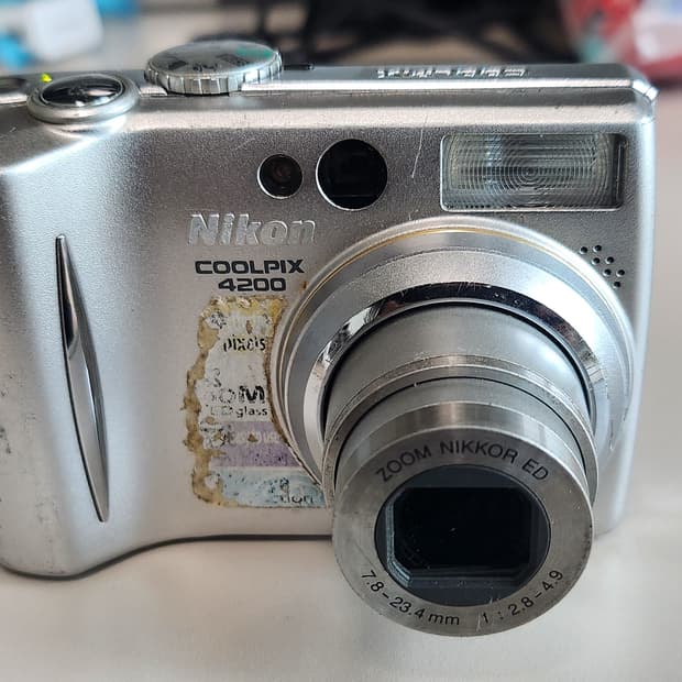 NIKON COOLPIX 4200 빈티지 디지털카메라